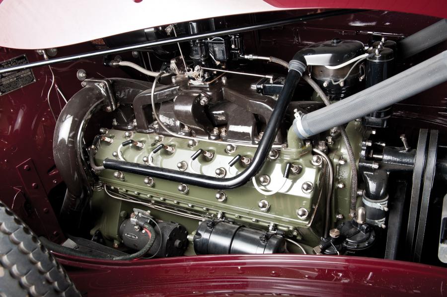  Packard Twelve Convertible Victoria 1937 года  (фото 24 из 26)
